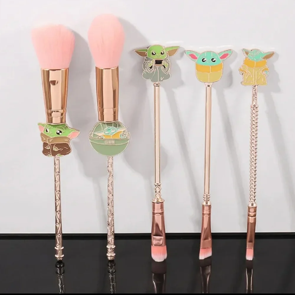 Star Wars Grogu‎ Baby Yoda Makeup Brush Set